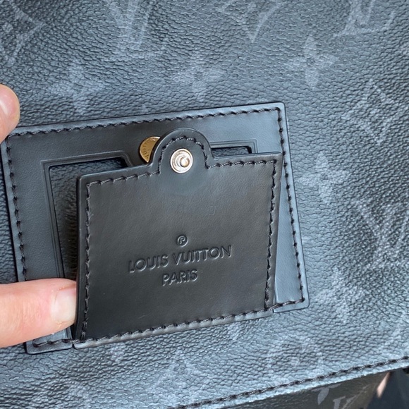 Louis Vuitton Messenger PM Eclipse - Picture 10 of 16